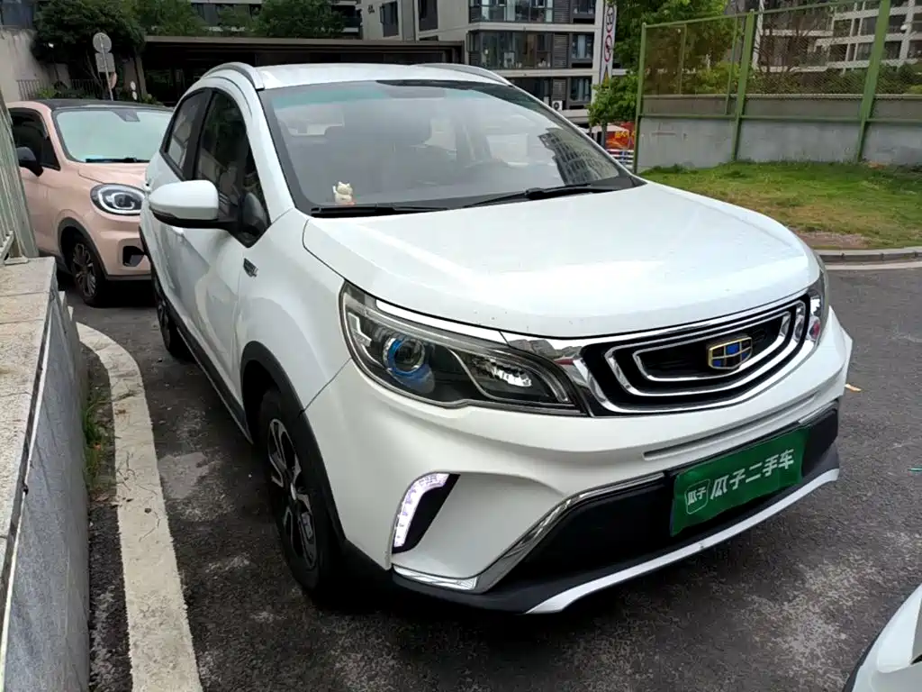 Geely Vision X3 — фото 4