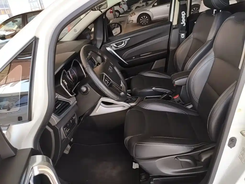 Geely Vision X3 — фото 15