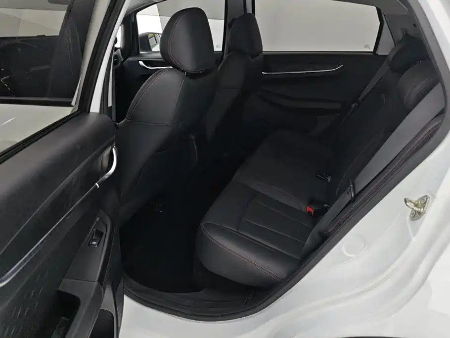 Geely Vision X3 — фото 11