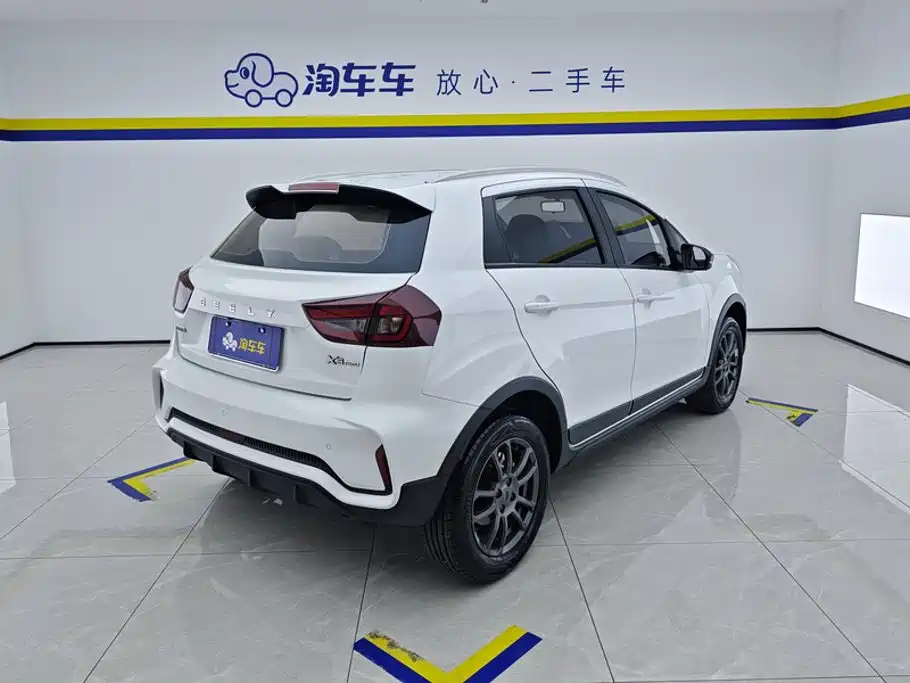 Geely Vision X3 — фото 3