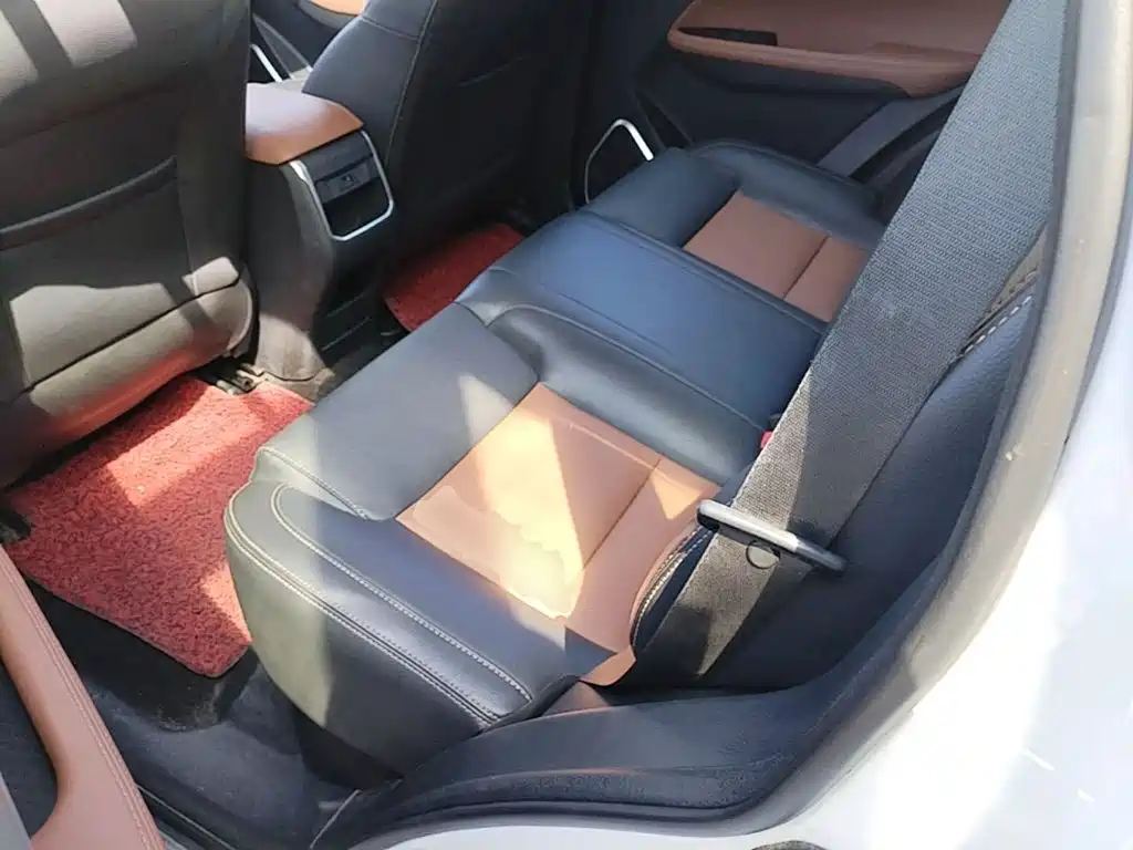 Geely Vision X6 — фото 17