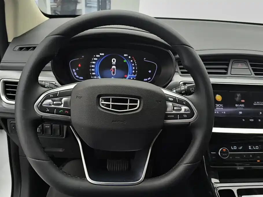 Geely Emgrand GS — фото 15