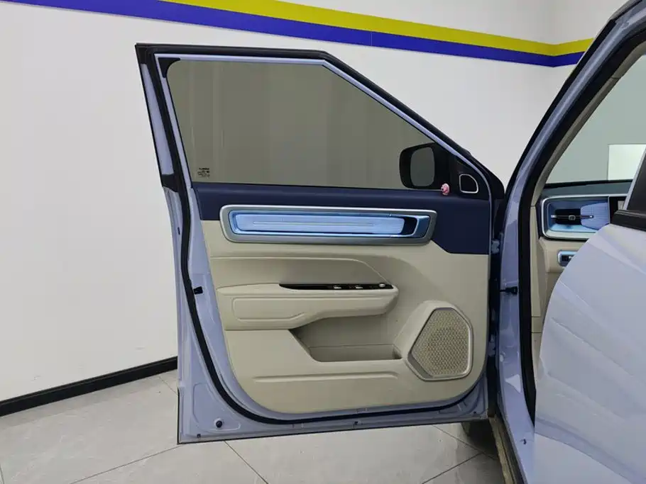 Geely Icon — фото 7