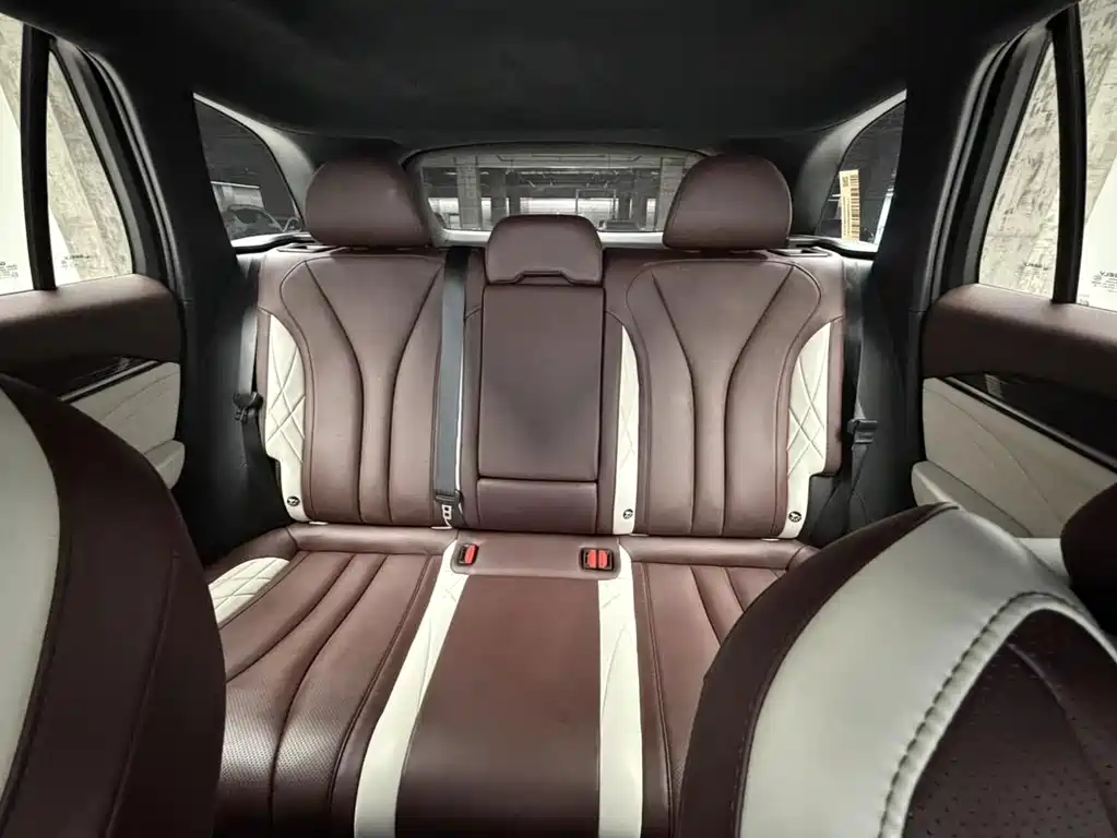 Geely Xingyue L — фото 18