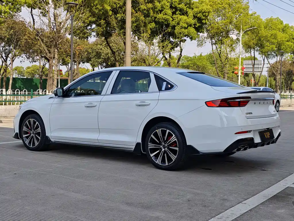 Geely Xingrui — фото 15