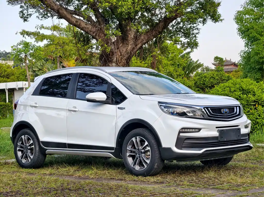 Geely Vision X3 — фото 8
