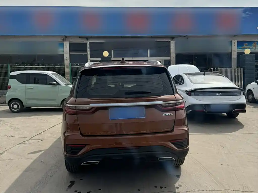 Geely Vision X6 — фото 15