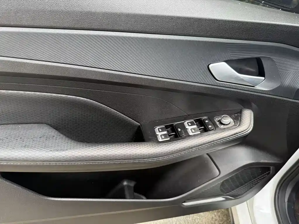 Geely Binrui — фото 11