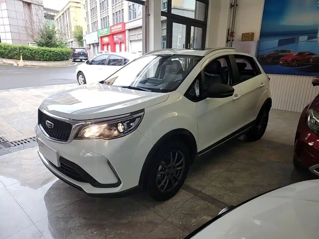 Geely Vision X3 — фото 2