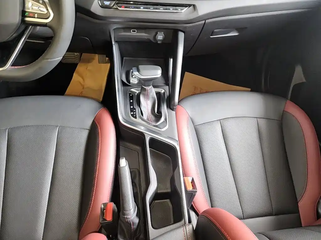 Geely Vision X3 — фото 14
