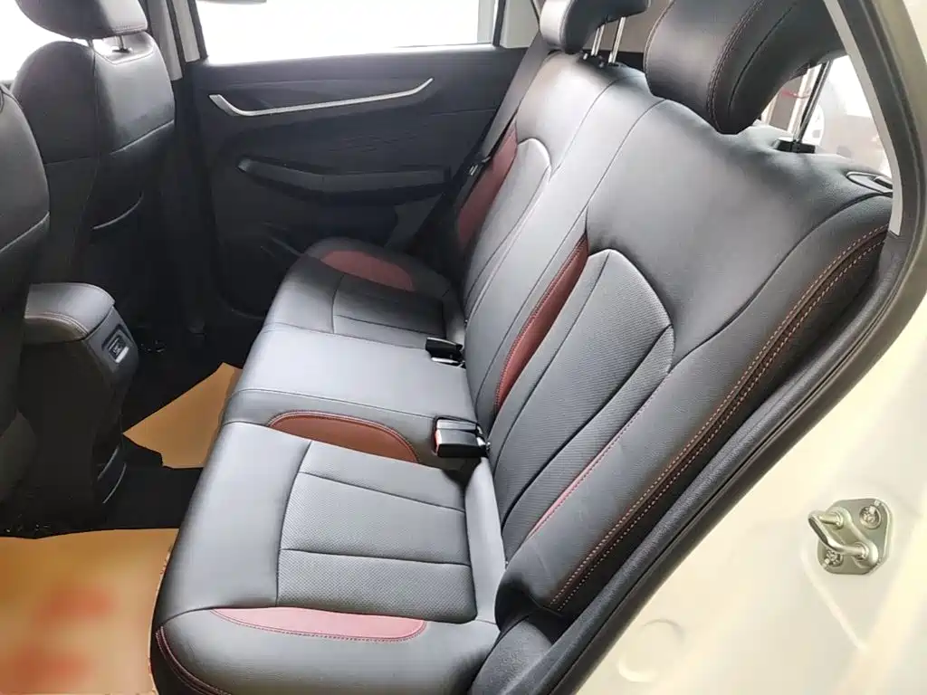 Geely Vision X3 — фото 17