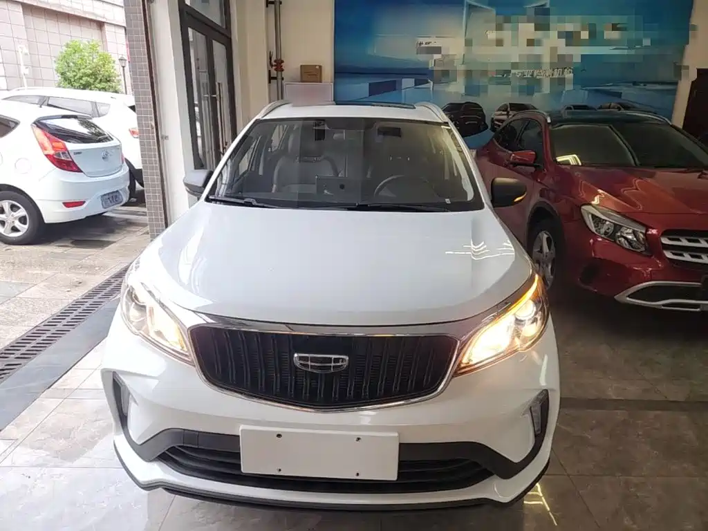 Geely Vision X3 — фото 3