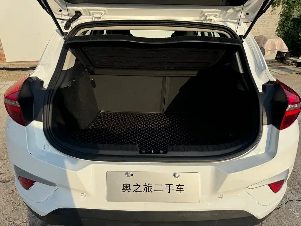 Geely GSe — фото 9