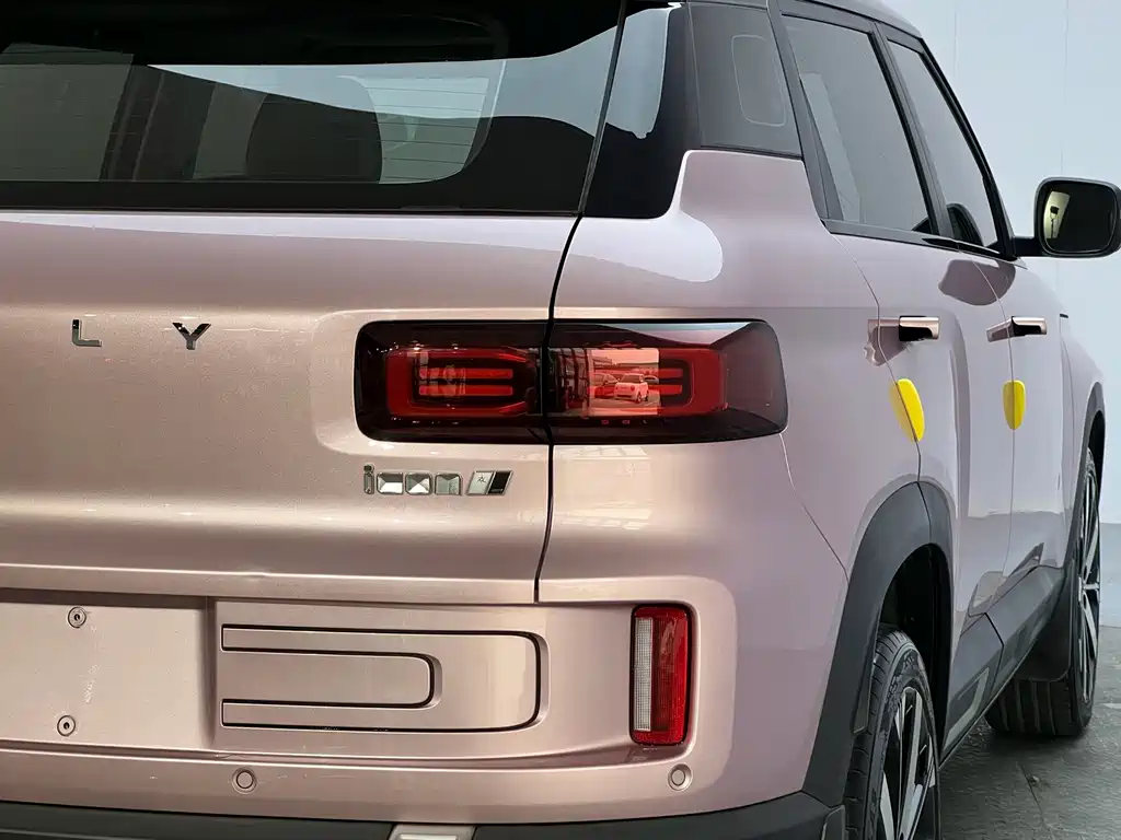 Geely Icon — фото 26
