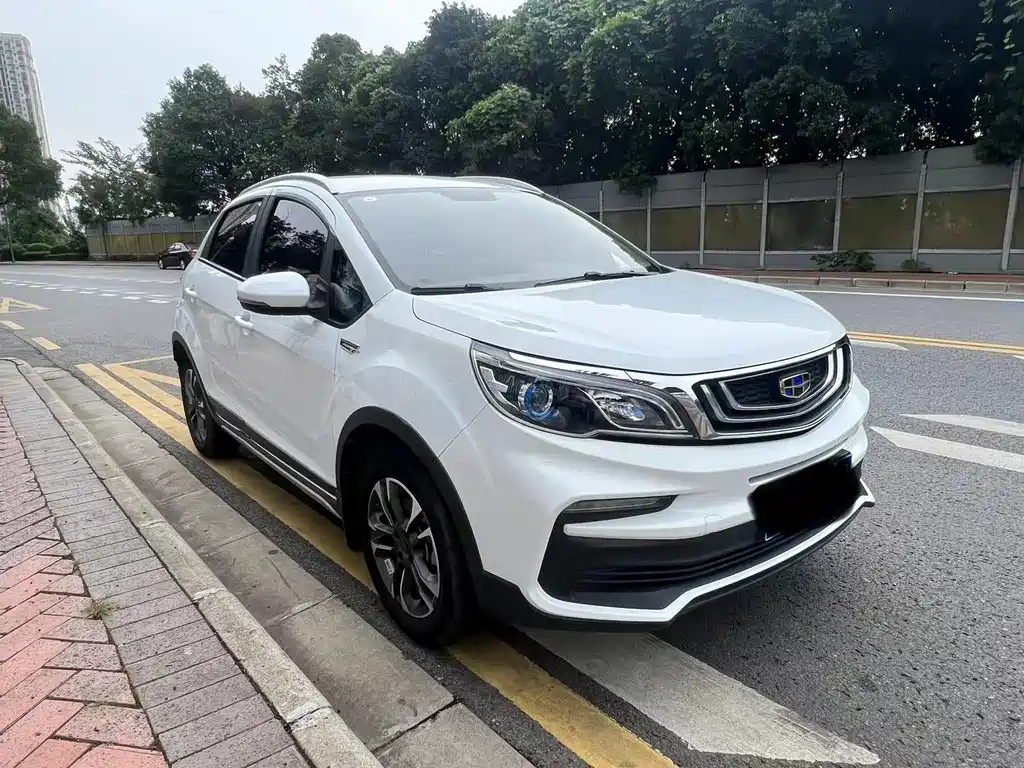 Geely Vision X3 — фото 3