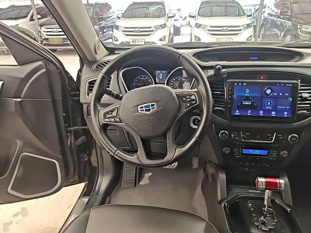 Geely Haoqing SUV — фото 11