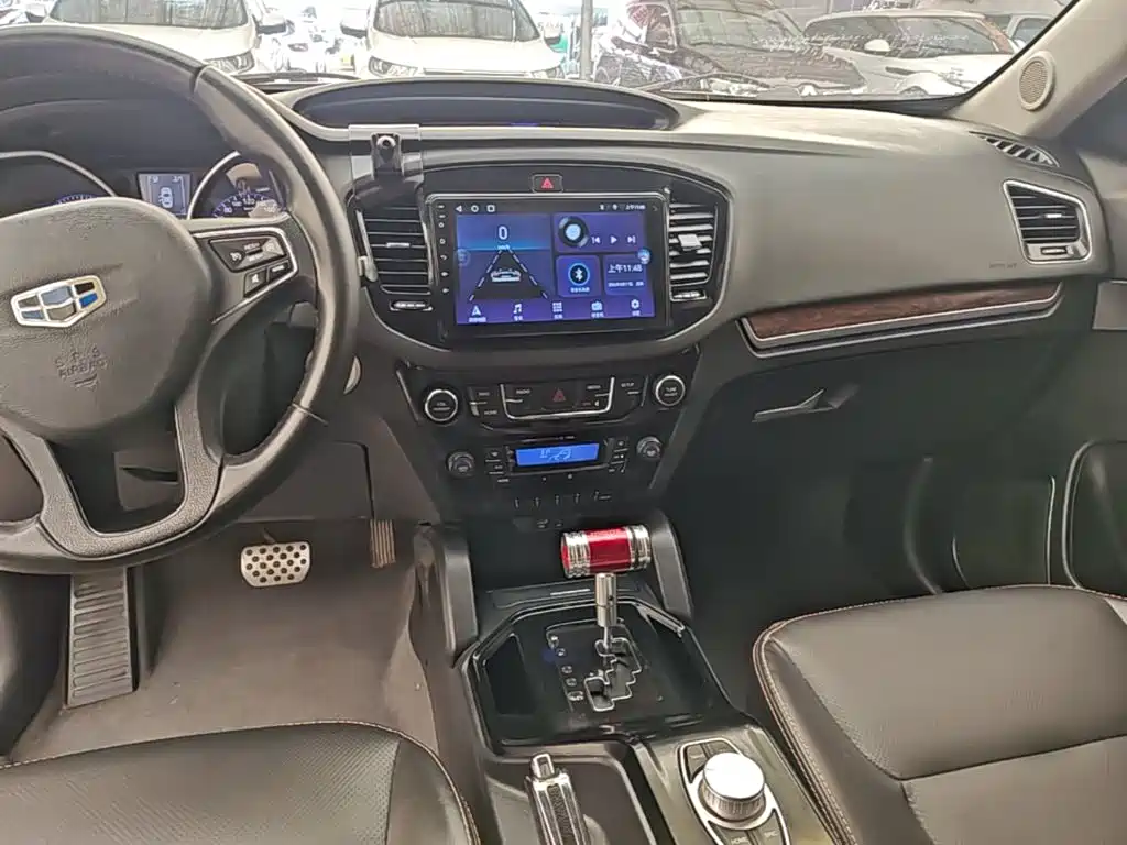 Geely Haoqing SUV — фото 13