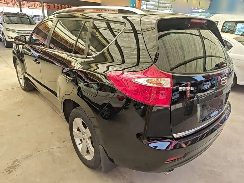 Geely Haoqing SUV — фото 5
