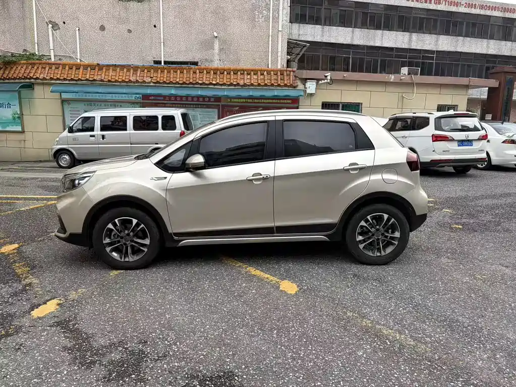 Geely Vision X3 — фото 8