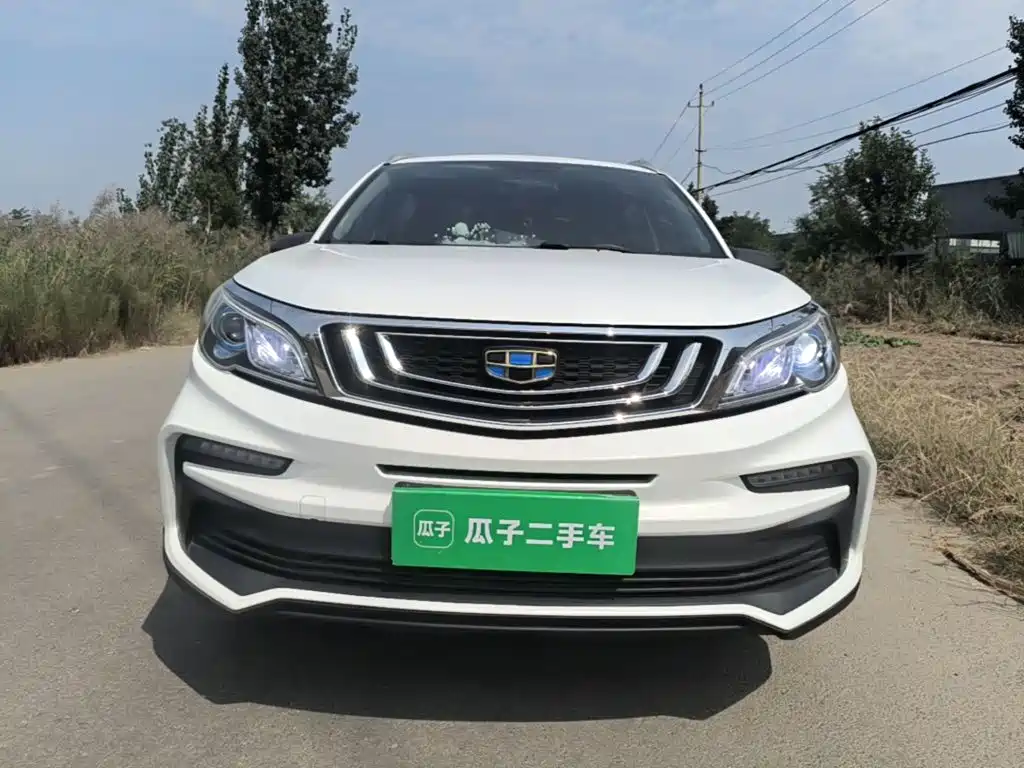 Geely Vision X3 — фото 3