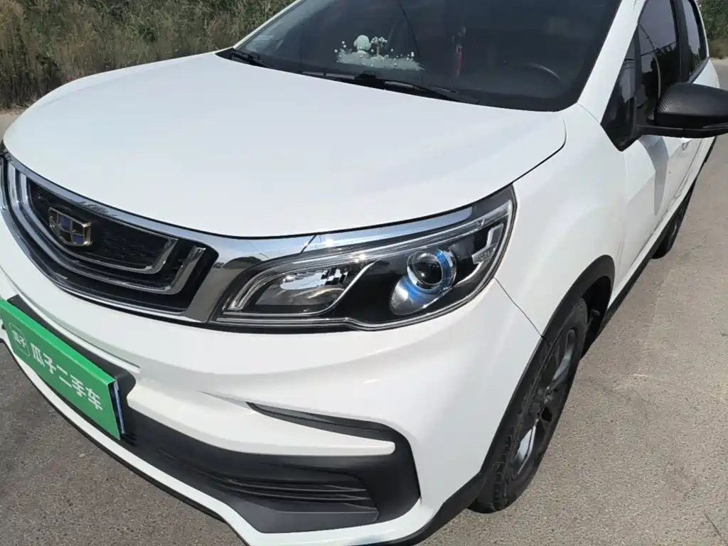 Geely Vision X3 — фото 24