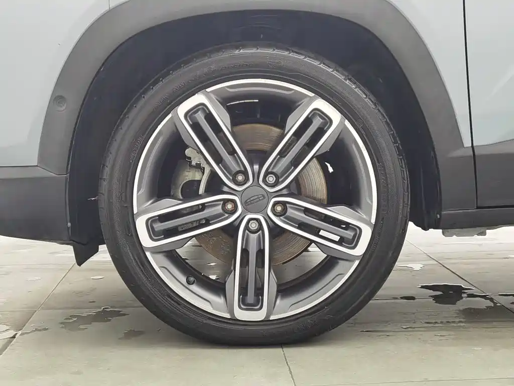 Geely Icon — фото 17