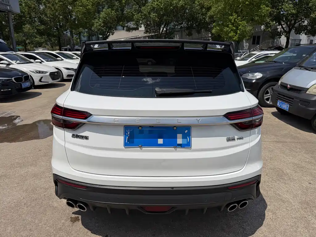 Geely Binyue — фото 11