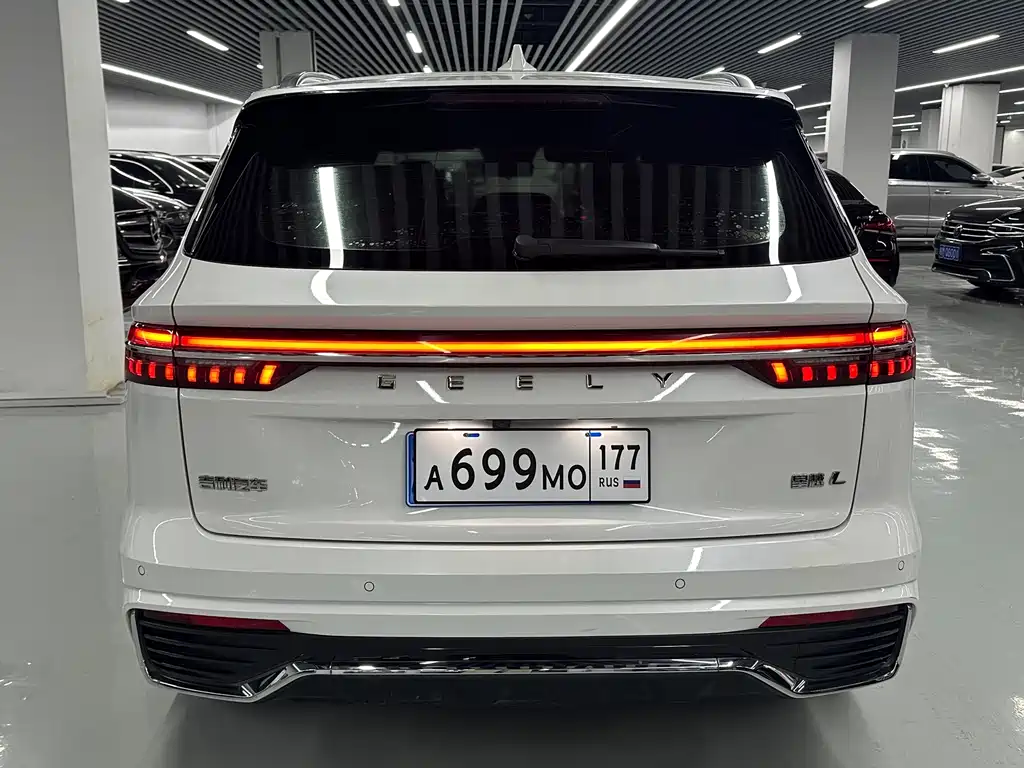 Geely Xingyue L — фото 13