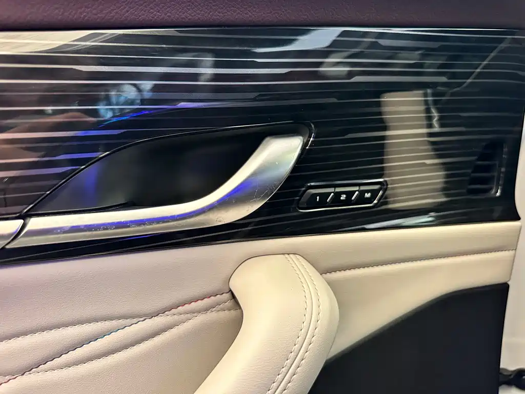 Geely Xingyue L — фото 15