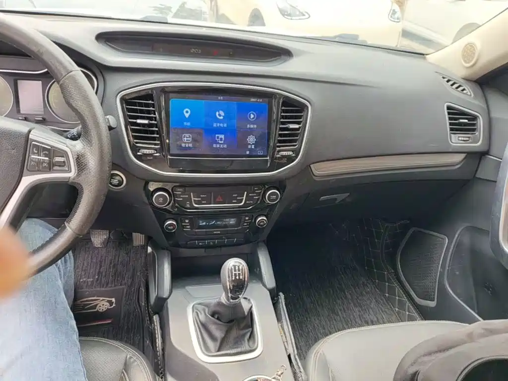 Geely Vision X6 — фото 10