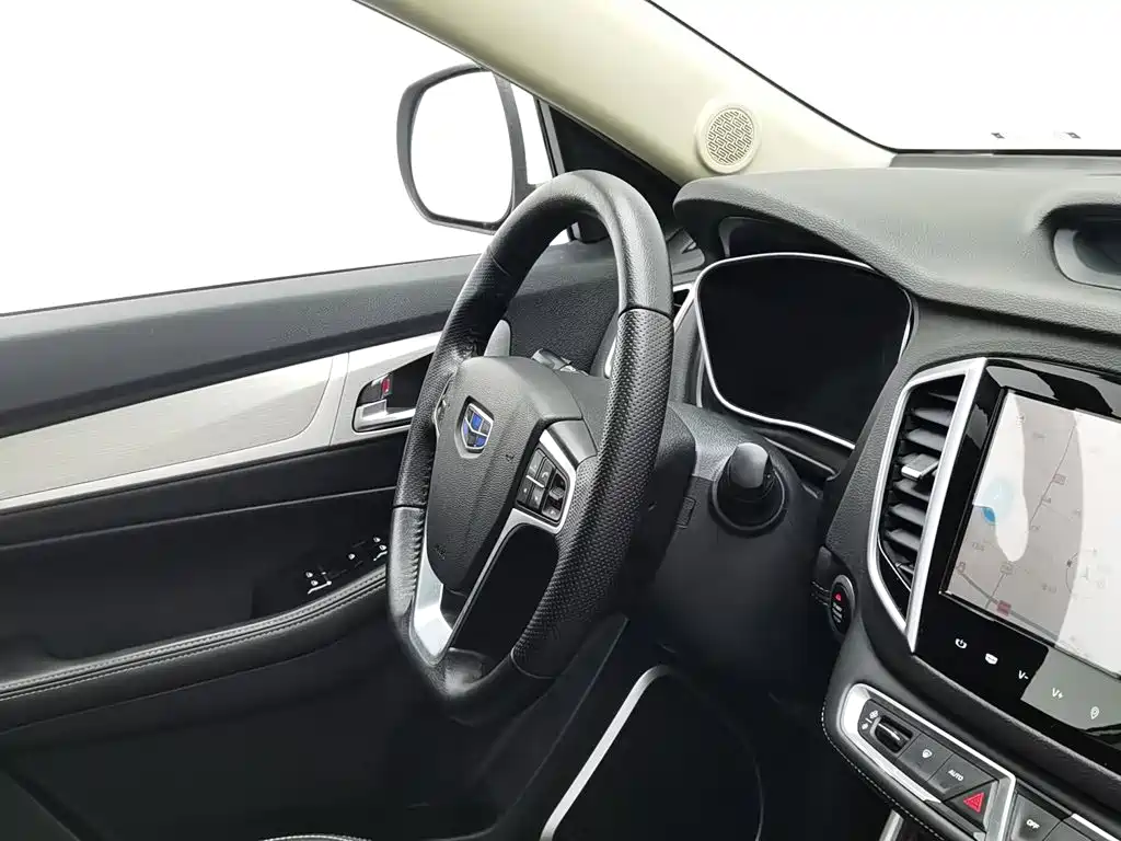 Geely Vision X6 — фото 22