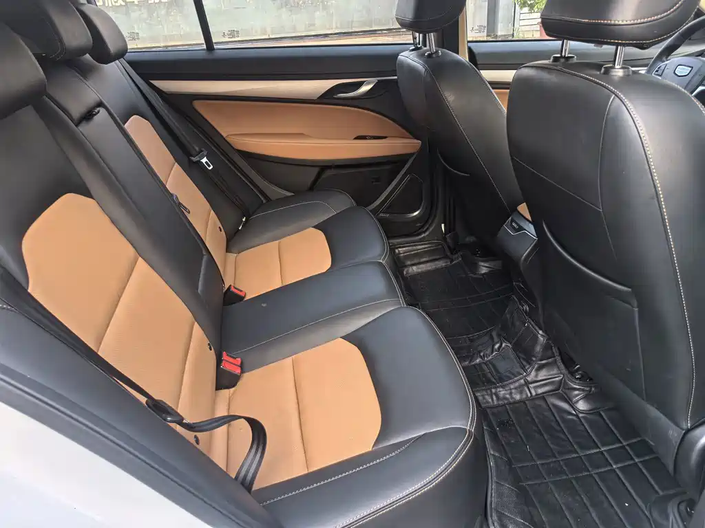 Geely Vision S1 — фото 14