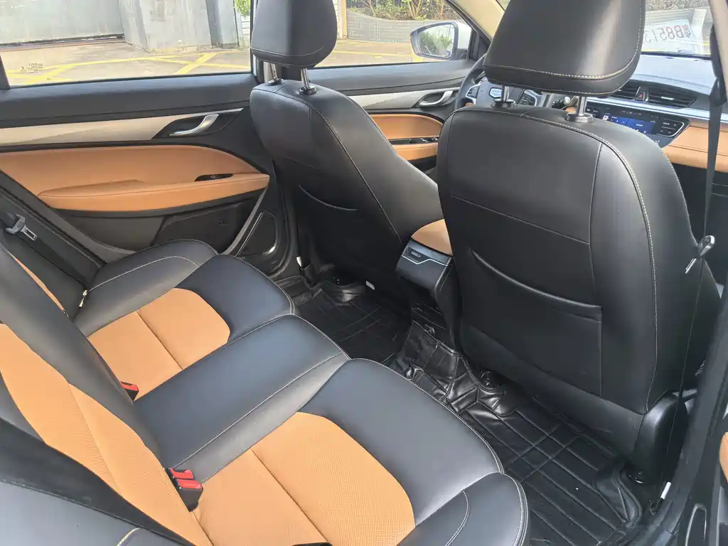 Geely Vision S1 — фото 15