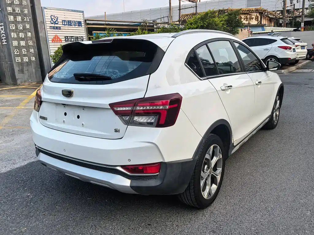 Geely Vision S1 — фото 7