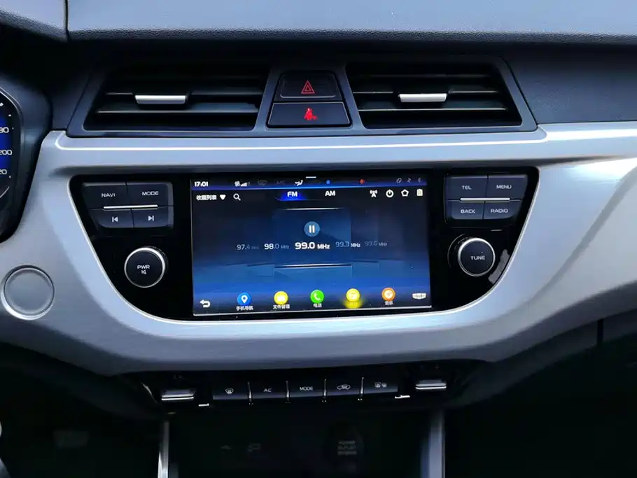 Geely Vision X3 — фото 13