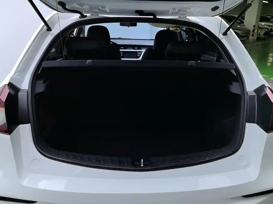 Geely Vision X3 — фото 4
