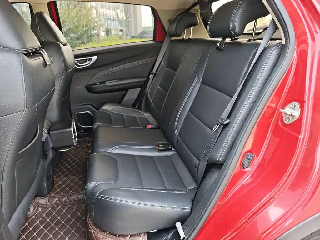 Geely Vision X3 — фото 17