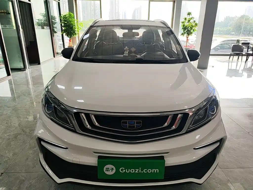 Geely Vision X3 — фото 3