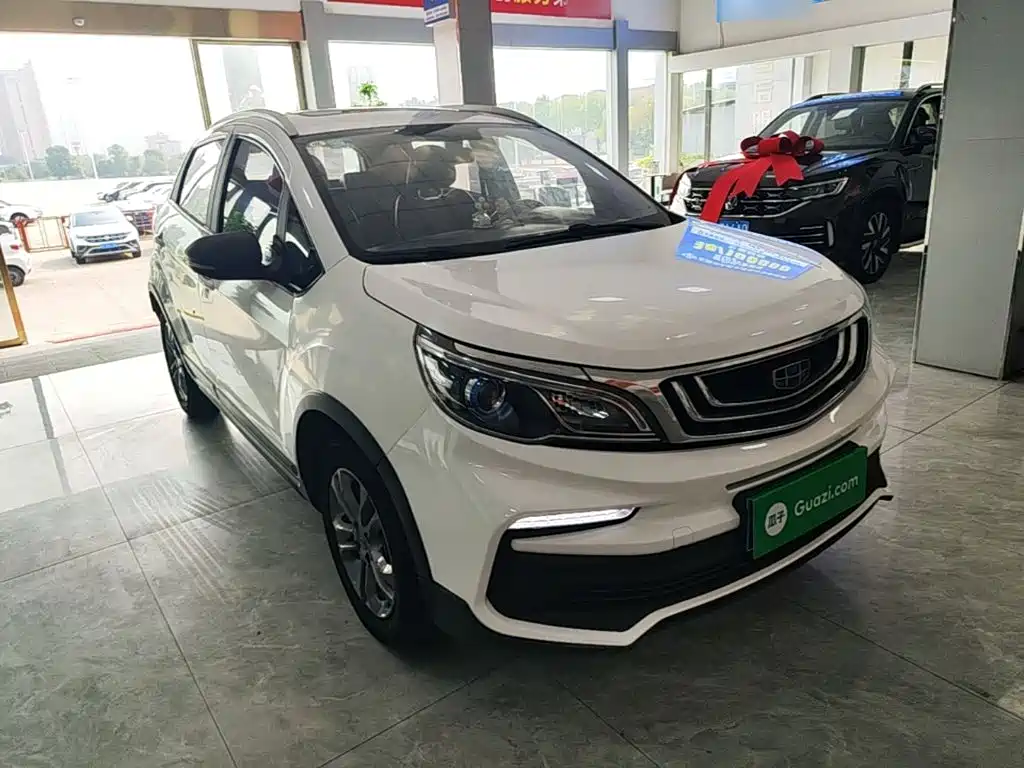 Geely Vision X3 — фото 22