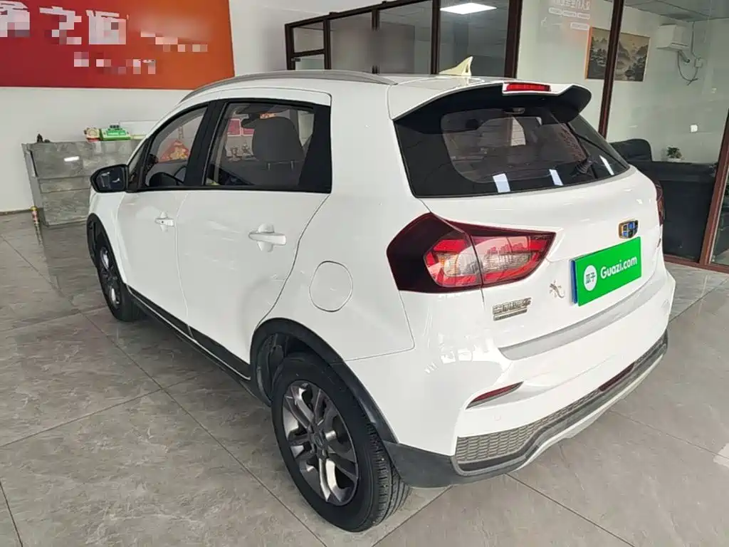 Geely Vision X3 — фото 23