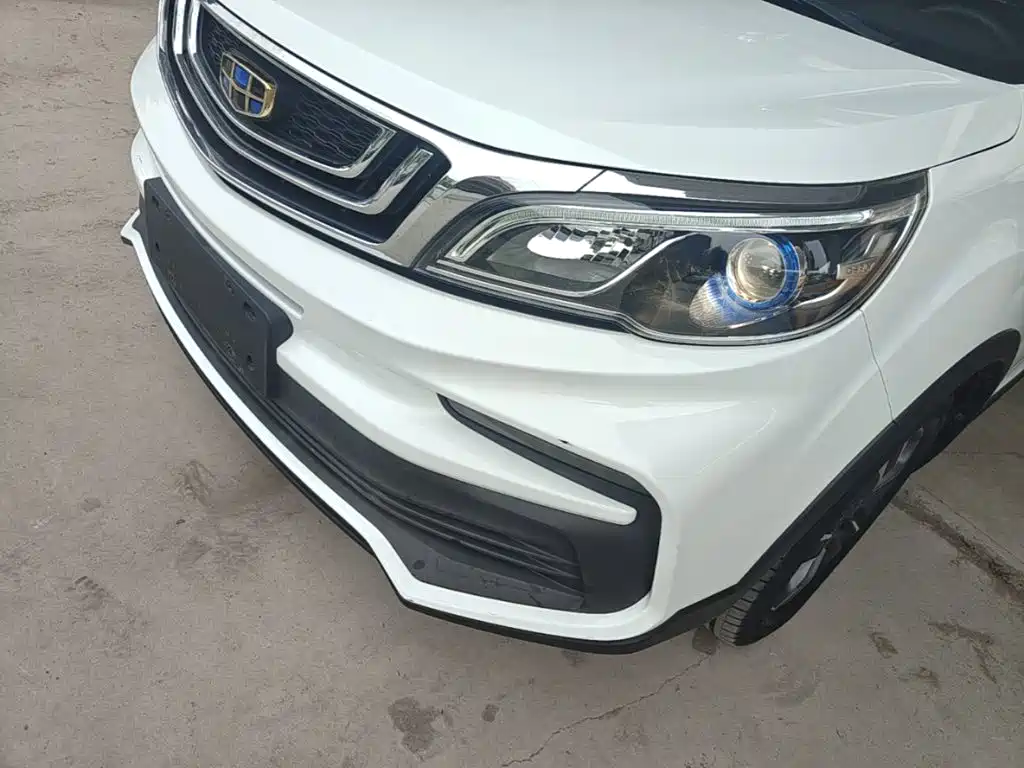 Geely Vision X3 — фото 24