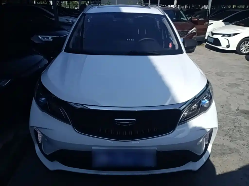 Geely Vision X3 — фото 3