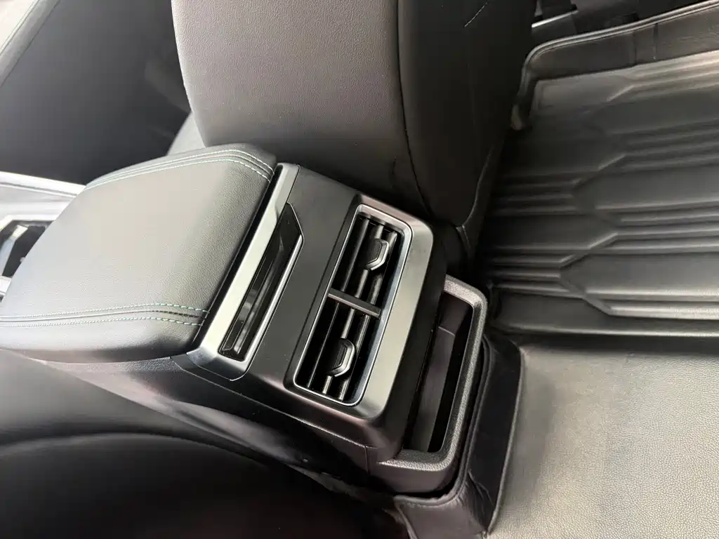 Geely Xingrui — фото 9