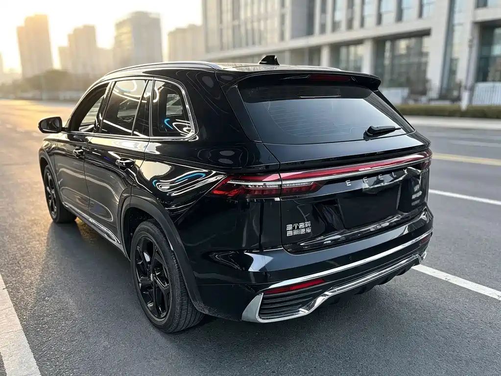 Geely Xingyue L — фото 15