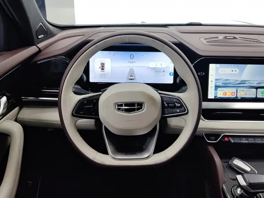 Geely Xingyue L — фото 15