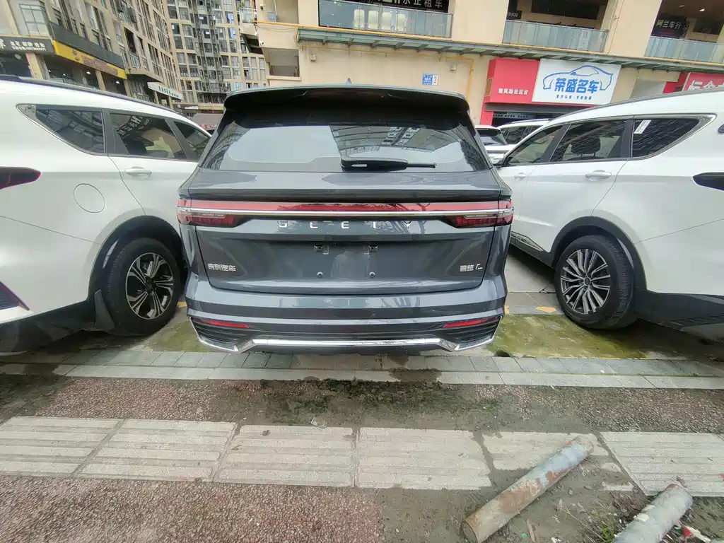 Geely Xingyue L — фото 17