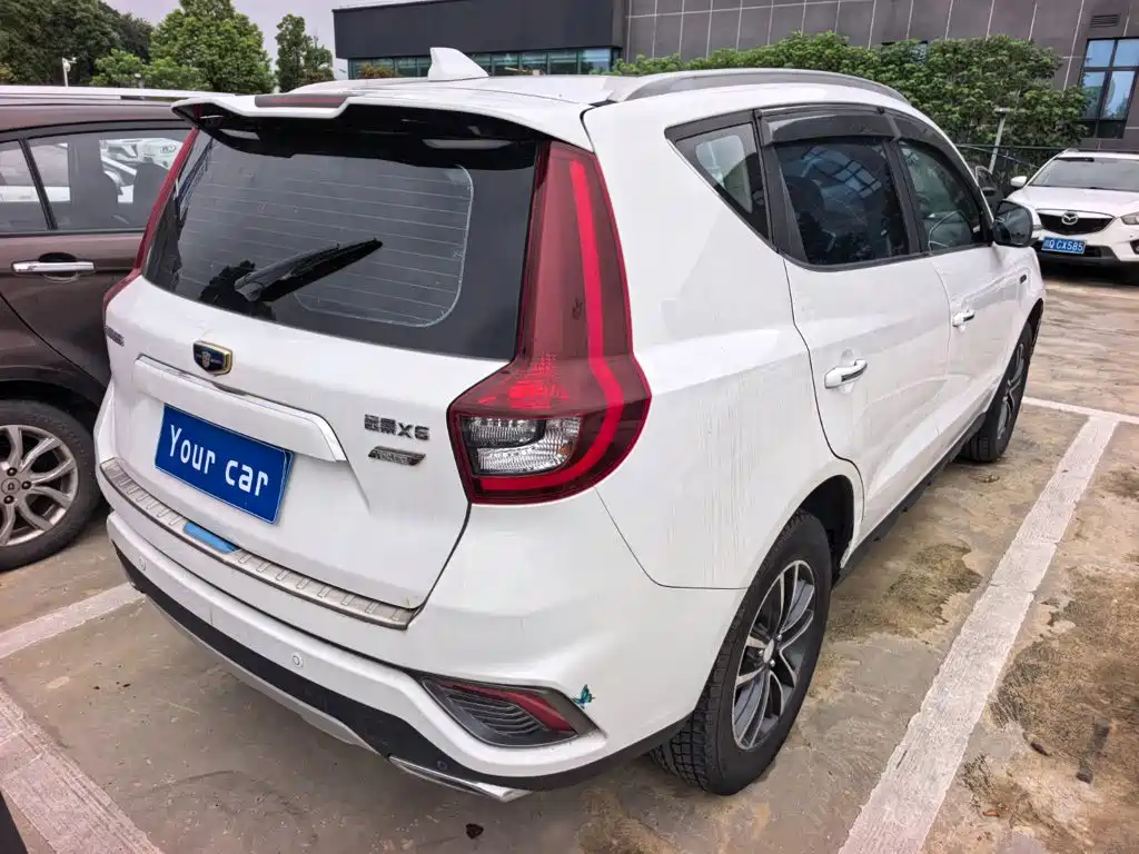 Geely Vision X6 — фото 5