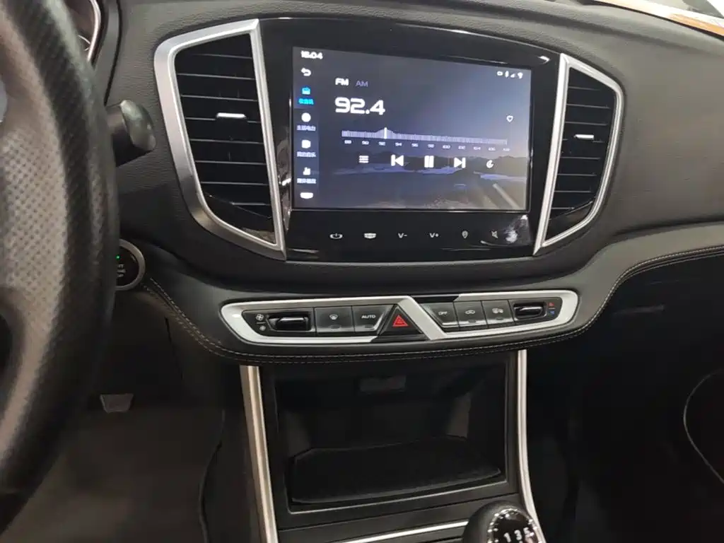 Geely Vision X6 — фото 13