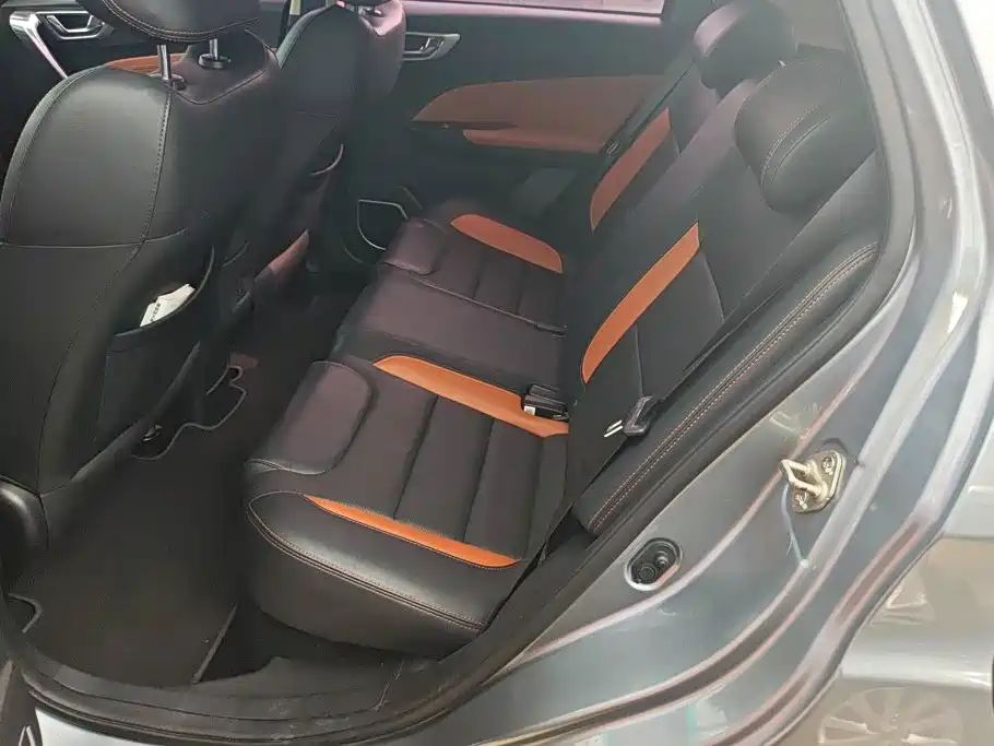 Geely Vision X3 — фото 11