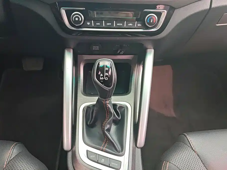 Geely Vision X3 — фото 16